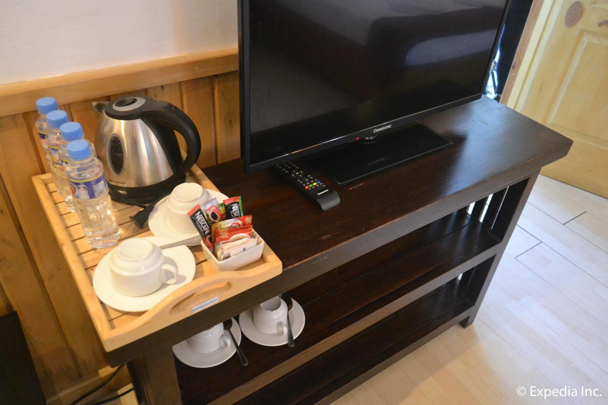 Chateau Beatrice Tagaytay City Εξωτερικό φωτογραφία