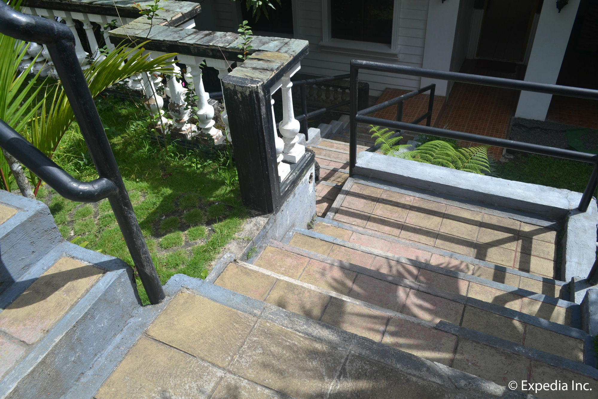 Chateau Beatrice Tagaytay City Εξωτερικό φωτογραφία